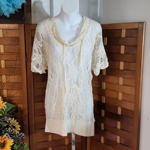 Mischievous brand lace hooded tunic